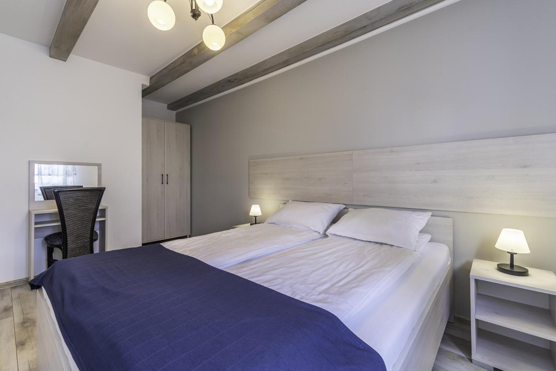 Frajda Domki - Apartamenty 6-Osobowe - Salon I Dwie Sypialnie Oraz Studia 4-Osobowe - Pokoj Z Aneksem Kuchennym Ревал Екстериор снимка